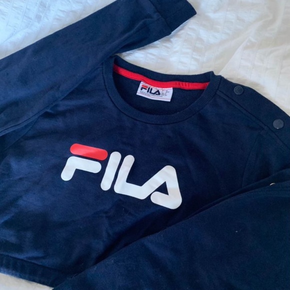 Fila Cropped Sweater - Picture 2 of 3